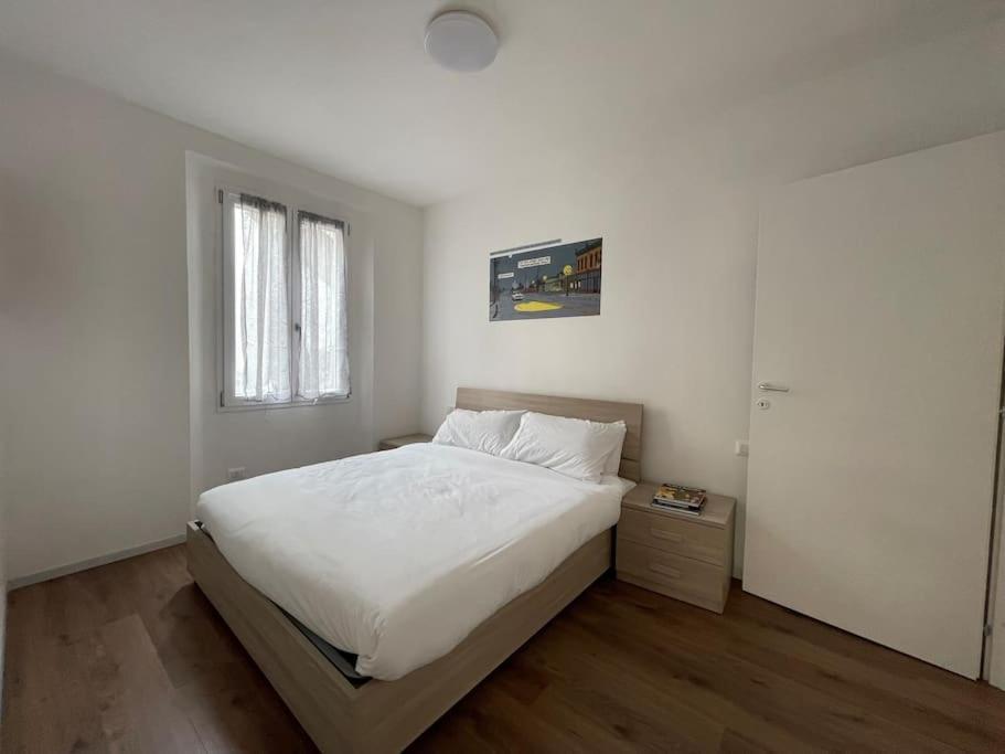 L'Etrange Rendez-Vous Tome 1 Apartment Carona  Luaran gambar