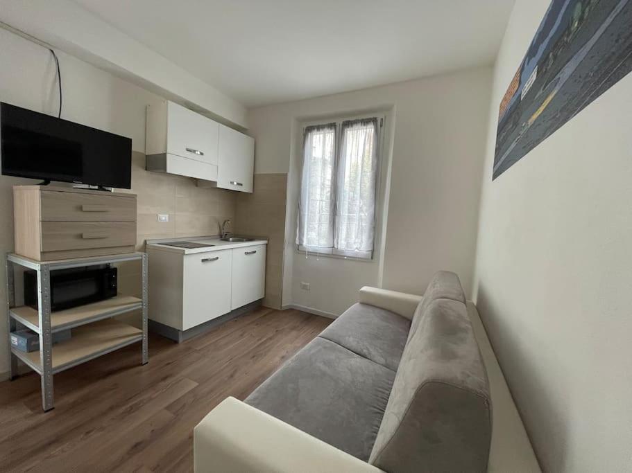 L'Etrange Rendez-Vous Tome 1 Apartment Carona  Luaran gambar