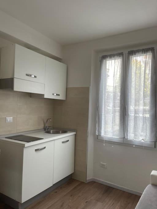 L'Etrange Rendez-Vous Tome 1 Apartment Carona  Luaran gambar
