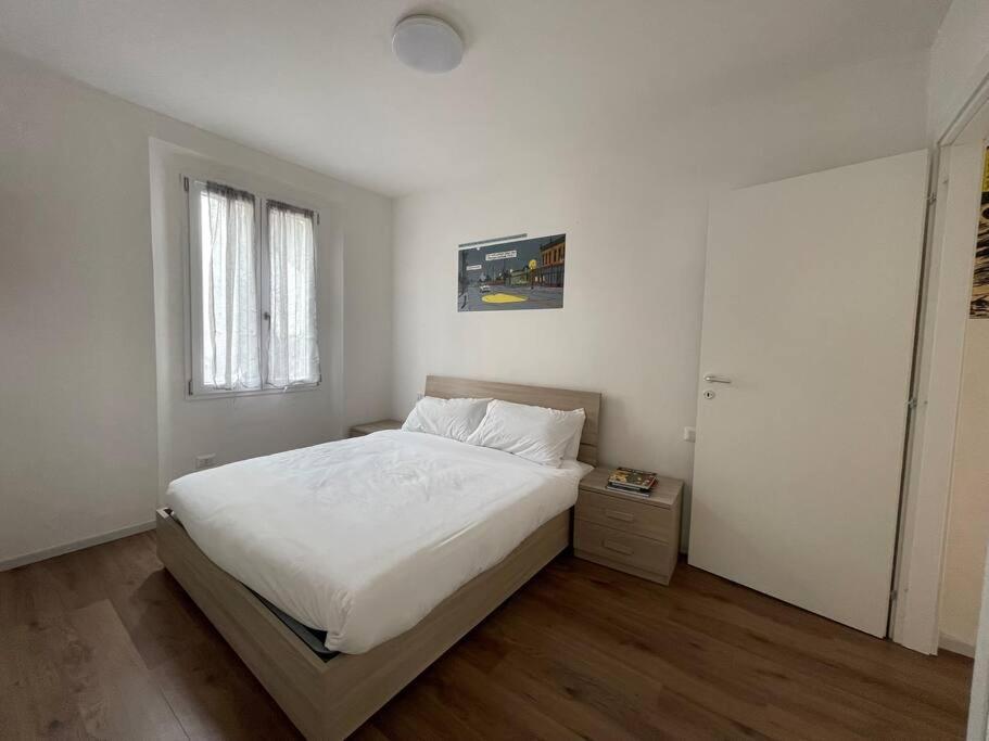 L'Etrange Rendez-Vous Tome 1 Apartment Carona  Luaran gambar