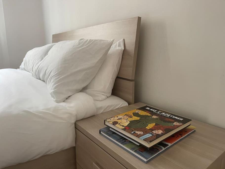 L'Etrange Rendez-Vous Tome 1 Apartment Carona  Luaran gambar